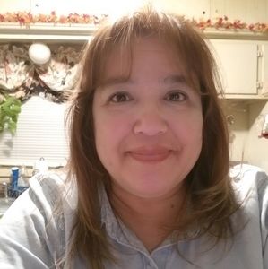 Meet your Posher, Elena
